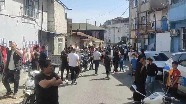 Beyoğlu'nda şüpheli paket alarmı! Çakmaz gazı tüpleri polisi harekete geçirdi