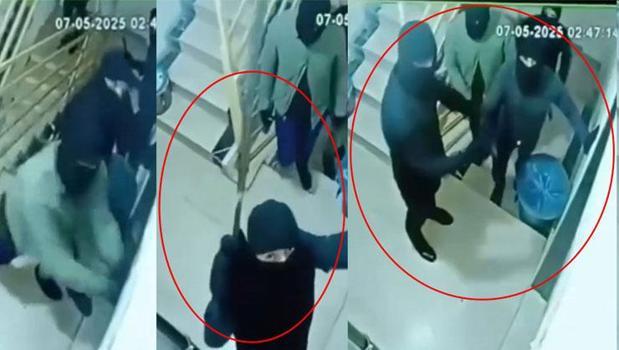 Kar maskeli 4 saldırgan çekiç, balta ve levyelerle husumetlilerinin kapısını parçalayıp kaçtı
