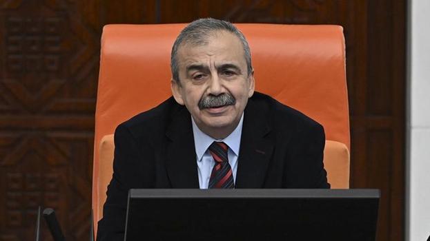 DEM Parti’den suikast iddiası açıklaması! Sırrı Süreyya Önder’in aracında düzenek bulunmuştu