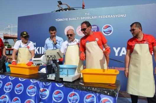 Zıpkınla Balık Avı Kulüpler Arası Türkiye Şampiyonası Didim'de yapıldı