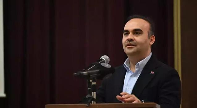 Bakan Kacır'dan savunma sanayii mesajı: Türk milletinin imzasını gökyüzüne attılar