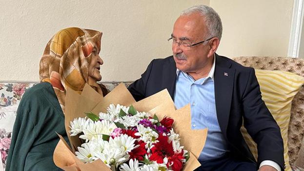 Ordu'da 109 yaşındaki kadının 'Anneler Günü' kutlandı