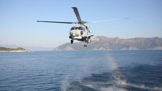 MSB duyurdu: Askeri helikopter denize acil iniş yaptı
