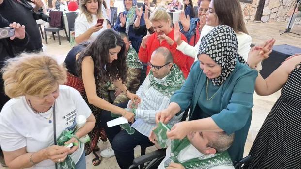 Muğla'da gözler yaşardı: Özel bireylere askerlik kınası yakıldı