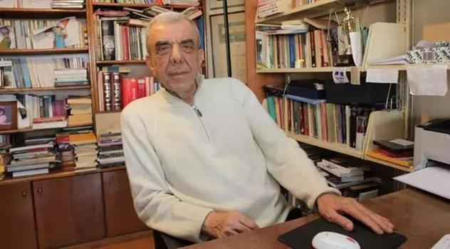 Yönetmen Ali Özgentürk hayatını kaybetti