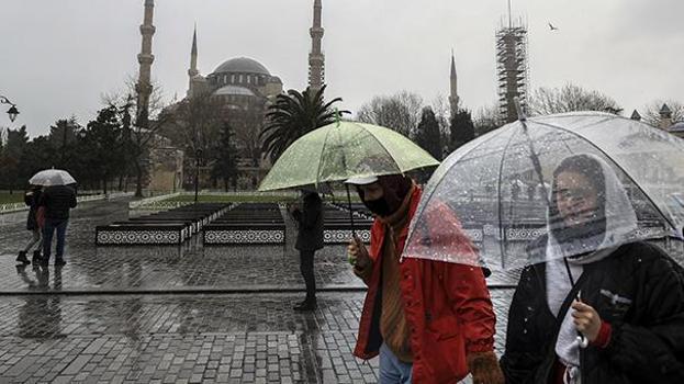 İstanbul'da sağanak yağışı etkisini artıracak! Meteoroloji, AKOM saat verip uyardı