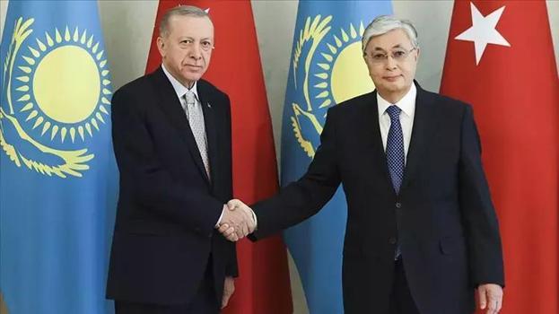 Cumhurbaşkanı Erdoğan, Kazakistan Cumhurbaşkanı Tokayev ile görüştü