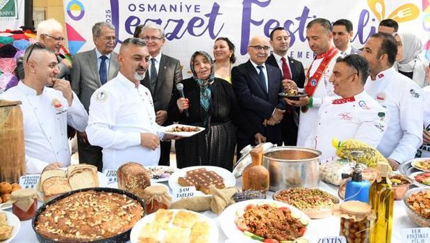 Türkiye’de bir ilk! Osmaniye Lezzet Festivali renkli görüntülerle başladı