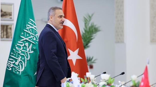 Dışişleri Bakanı Hakan Fidan: Suudi Arabistan ile ticaret hacmimizi 30 milyar dolara yükseltmeyi arzu ediyoruz