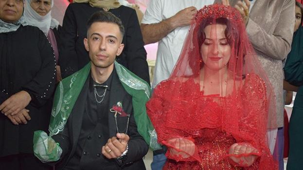 Batman'da sessiz çiftetelli! Farkındalık oluşturmak için örnek kına töreni