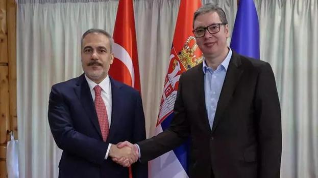 Dışişleri Bakanı Hakan Fidan, Sırbistan Cumhurbaşkanı Vucic ile görüştü