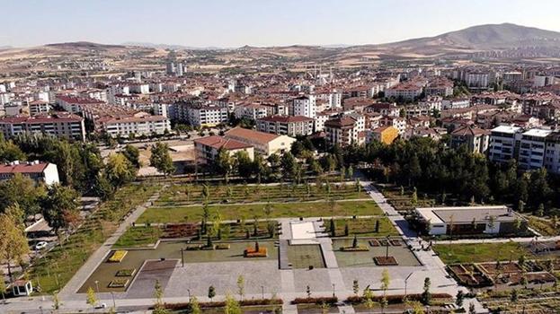 Bir kent diken üstünde! Sıcakların artmasıyla ortaya çıktı, yolda, tarlada her yerde görülüyorlar