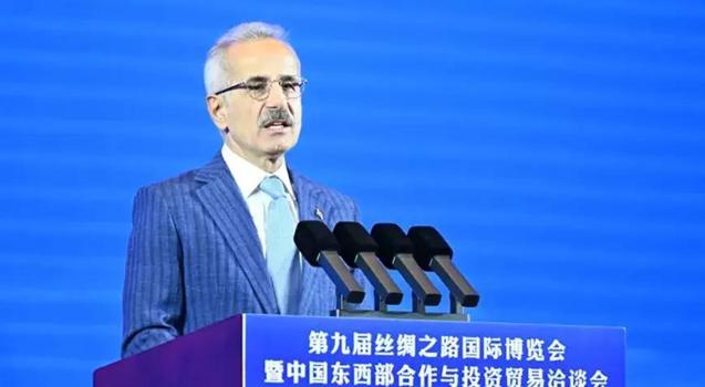 Türkiye ile Çin arasında 'kazan kazan' dönemi! Bakan Uraloğlu'ndan önemli açıklamalar