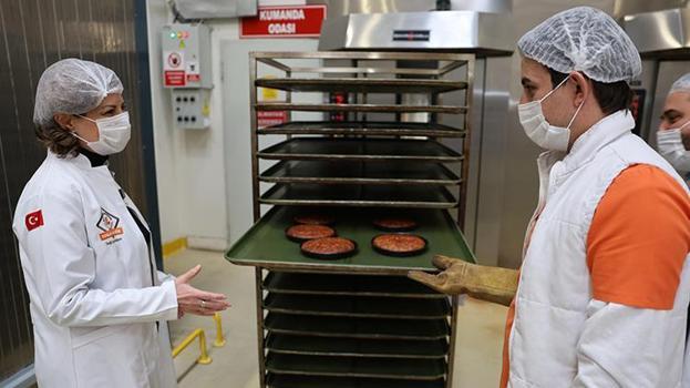Eskişehir'de 5 bin yıllık ekmek bulundu! Aynı tarifle yeniden üretilen ekmeğe Eskişehirlilerden yoğun ilgi
