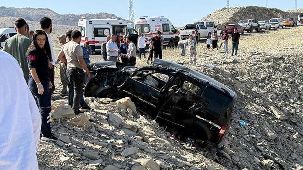 Şırnak'ta korkunç kaza: 3 can kaybı, 3 yaralı