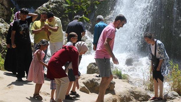Yerli ve yabancı turistler akın ediyor! Erzincan bölgenin çekim merkezi oldu