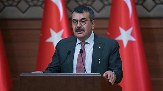 Bakan Tekin: İstanbul'u fetheden ecdadımızı minnet ve rahmetle yad ediyor, fethin 572. yıl dönümünü kutluyorum
