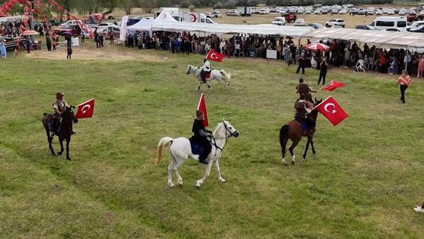 Kırıkkale'de Aileler Tanışıyor Şenliği ve Yörük Türkmen Şöleni renkli görüntülere sahne oldu
