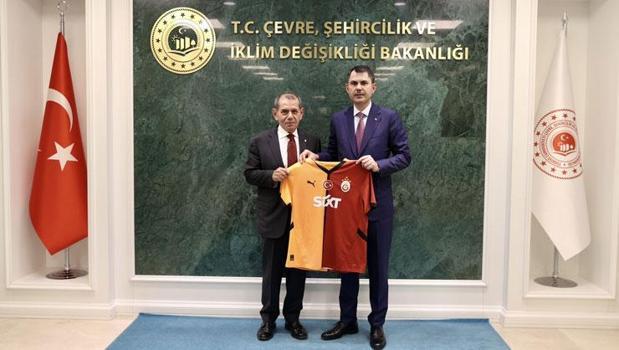 Çevre, Şehircilik ve İklim Değişikliği Bakanı Kurum, Dursun Özbek'i kabul etti