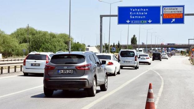 Bayram yoğunluğu 'kilit kavşak' Kırıkkale'de başladı