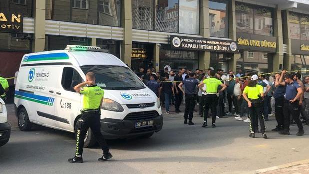 İş insanı iş yerindeki ofisinde başından tabancayla vurulmuş halde ölü bulundu