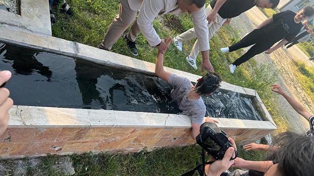 Mudurnu'da ilginç gelenek! Yarım asırdır devam ediyor, tek tek tespit edip evlerinden alıyorlar, 'oluk' cezasına başlıyorlar
