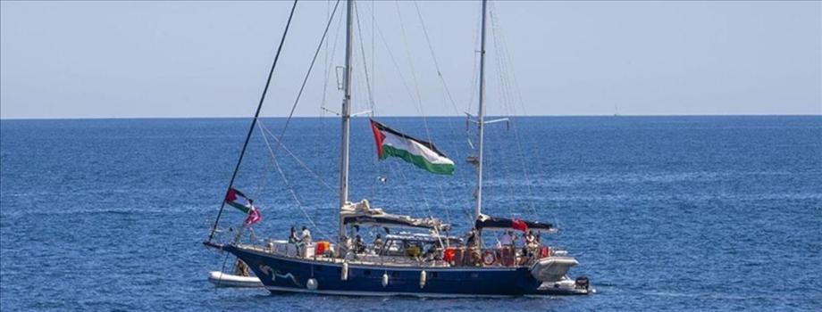 Gazze'ye yardım götüren Madleen gemisindeki 12 kişi için avukatlardan açıklama