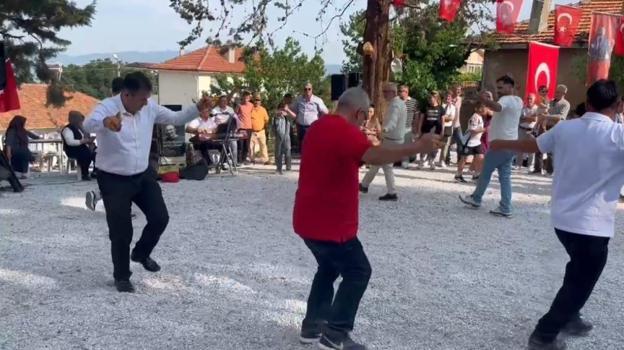 Gediz'de hem şenlik hem taş ocağı protestosu!
