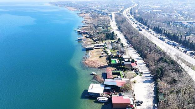 Bakan Kurum: Sapanca Gölü'müz nefes alacak! Göl kıyısı kaçak yapılardan temizlenecek, bisiklet ve yürüyüş yolu yapılacak