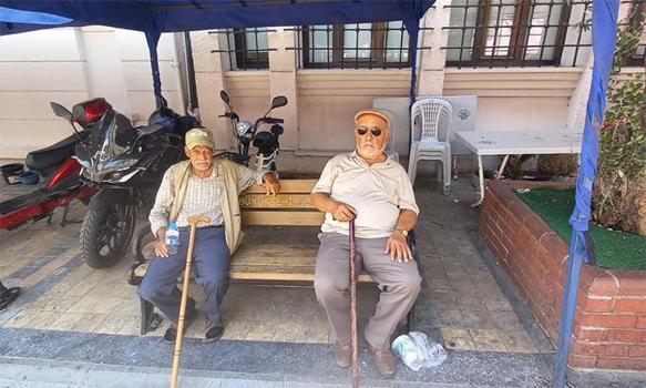 Burası Adana değil! Termometreler 39’u gösterdi, vatandaşlar kaçacak yer aradı