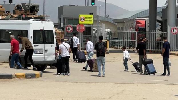 İran-İsrail arasındaki gerginlik tırmandı! Türk vatandaşları Türkiye'ye dönmek için sınır kapılarına koştu