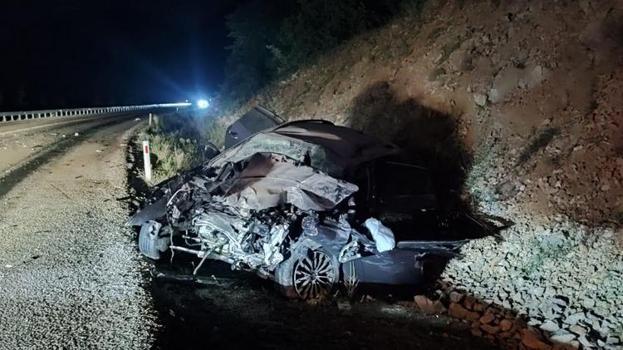 Konya'da feci kaza! Yolcu otobüsüyle otomobil çarpıştı: 1 ölü, 8 yaralı