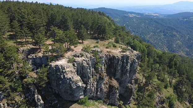 Manisa'nın gizli cenneti ortaya çıktı: 'Gelin Uçtu Kayalıkları' artık tabiat parkı!