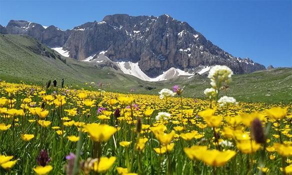 Yerli ve yabancı turistlerin yeni rotası! İki il arasında saklı cennet, dört mevsim bir arada