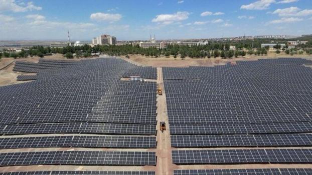 Diyarbakır'da çatı ve otoparklara kuruldu: Yıllık 35 milyon TL tasarruf sağlıyor!