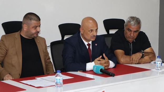 Boluspor'da Mahmut Alan dönemi kısa sürdü, yeni başkan Erdal Bayrak oldu