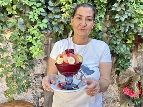11 yıl önce bir iş keşfetti: Genç kadın Hatay'ın en meşhuru oldu! Dükkanı dolup taşıyor