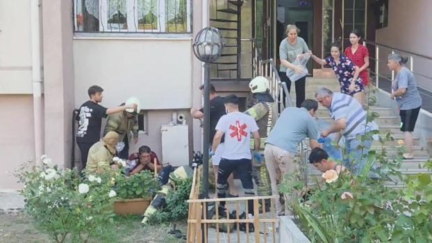 Beylikdüzü zehirlenme paniği! Depoya giden zehirlendi, ambulanslar üst üste geldi