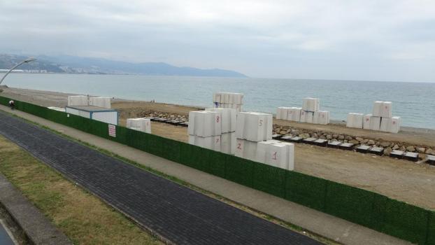 Karadeniz'in hırçın dalgaları balıkçıları canından bezdirdi! Binlerce lira değerinde zarar uğratınca harekete geçildi