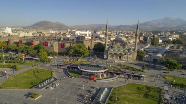Kayseri'de fiyatı bin 700 TL oldu: Sadece zengin sofrasında kaldı