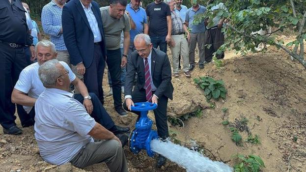 Müteahhite vereceklerdi, imece usulü yaptılar! Beklenenden daha aza mâl oldu, 5 köy suya kavuştu