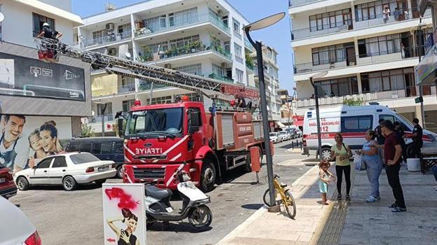 Antalya'da annesine ulaşamayan kadın, itfaiye ve ambulans çağırdı! Eve giren ekipler şoke oldu