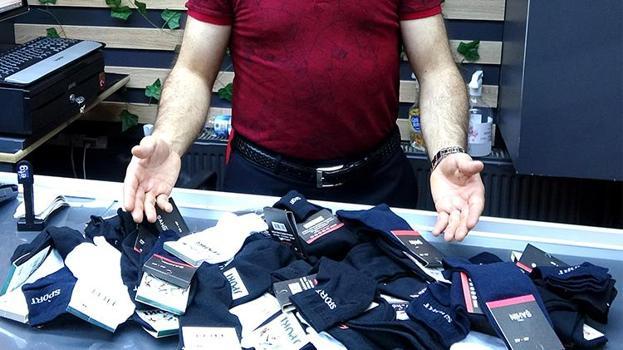 Erzurum'da manava bırakılan sırlı çoraplar sahibini bekliyor! Yaşlı kadın getirip ortadan kayboldu