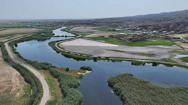 Ağrı Dağı'nın eteklerinde gizli cennet: Iğdır'daki sulak alanlar turizme açılıyor!
