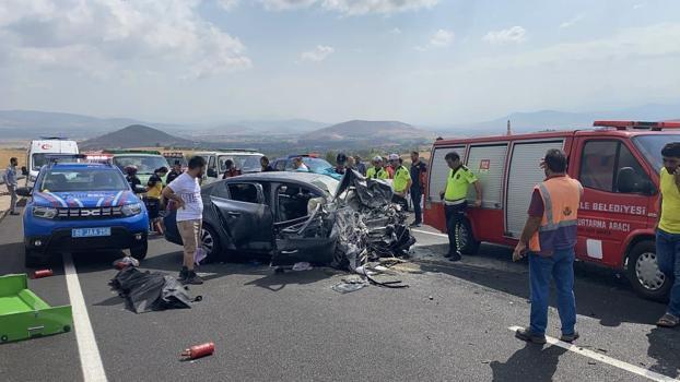 Tokat'ta feci kaza: Aynı aileden 3'ü çocuk, 4 kişi hayatını kaybetti