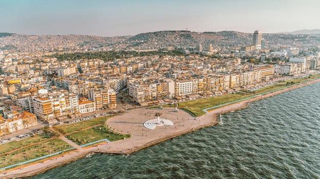 İzmir susuz kalınca bir tek onlar kazandı, telefonları susmuyor! Satışlar yüzde 100 arttı