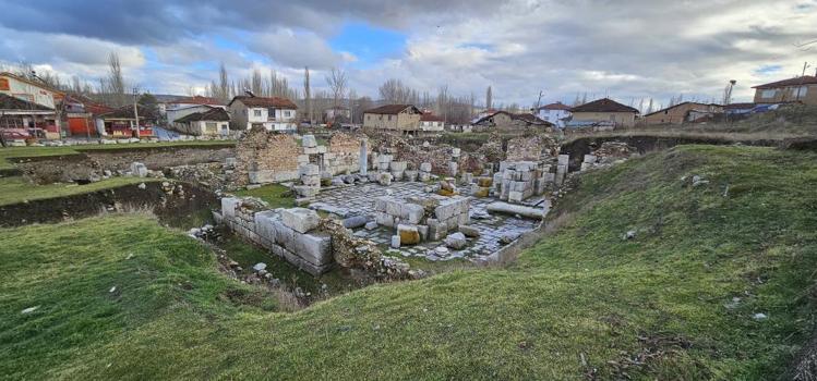 Dünyada ender rastlanıyor ama Tokat'ta bulundu! 2 bin yıldır kullanılıyor, dünyadan akın eden var