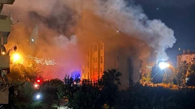 Osmaniye'nin Kadirli ilçesinde korkutan yangın