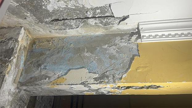 Kocaeli’de 4 Katlı binada korkutan çatlak! Aileler korkuyla evi tahliye etti