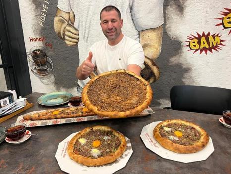 Trabzon'da pidenin içine tescilli lezzet: 15 yıl önce başladı